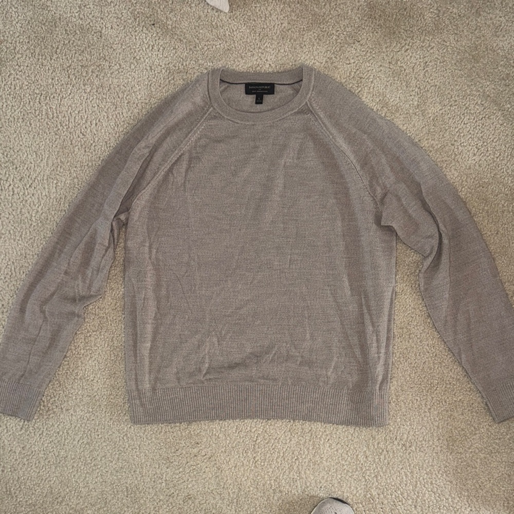 Banana Republic Men's Light Brown Crewneck Sweater